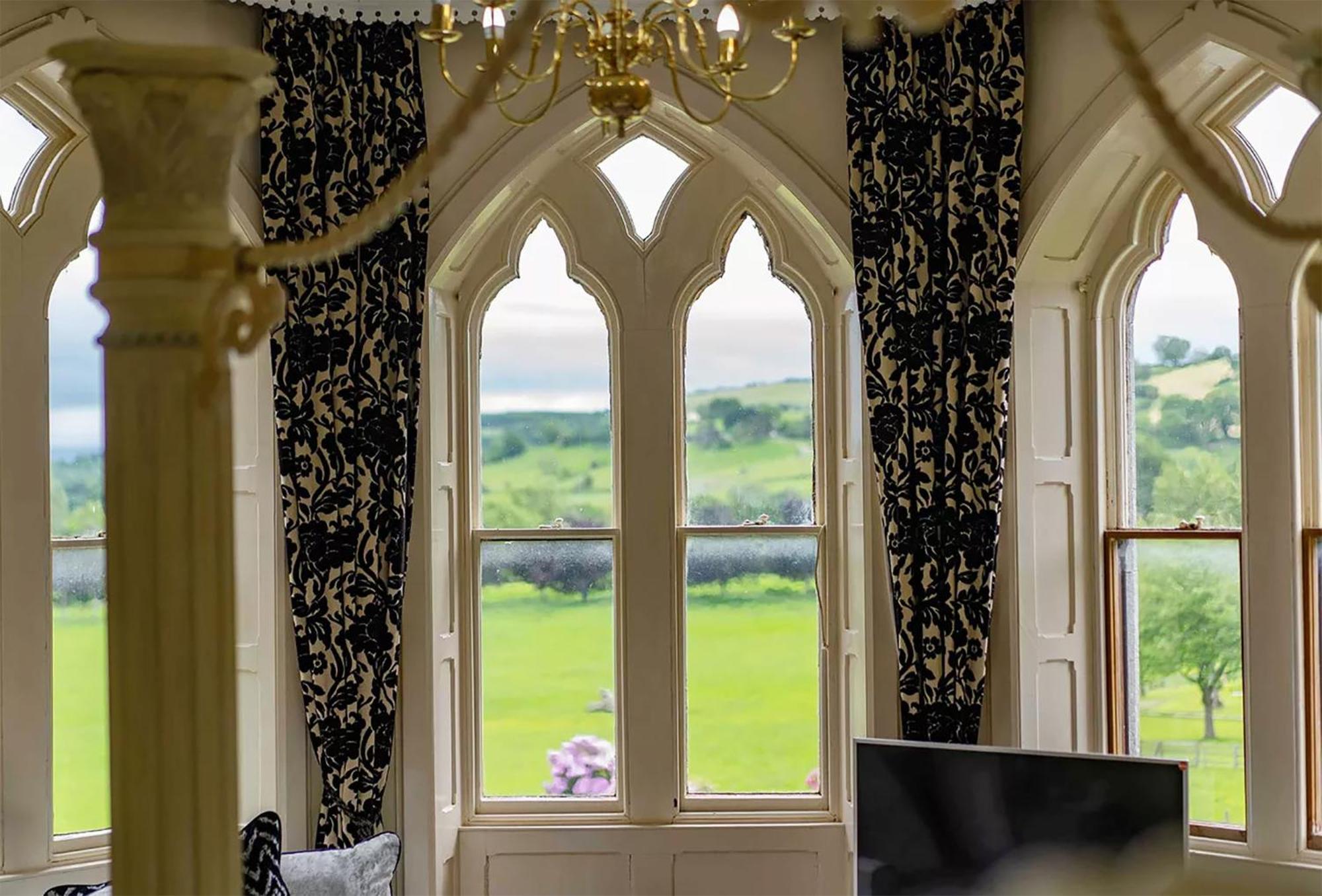 Mellington Hall 4*